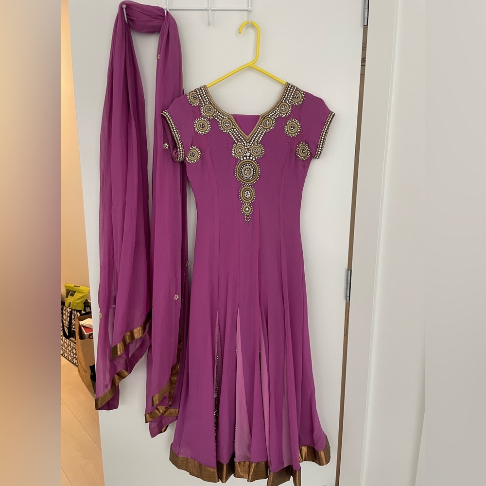 Women’s Embellished Magenta Wedding Dress with Dupatta